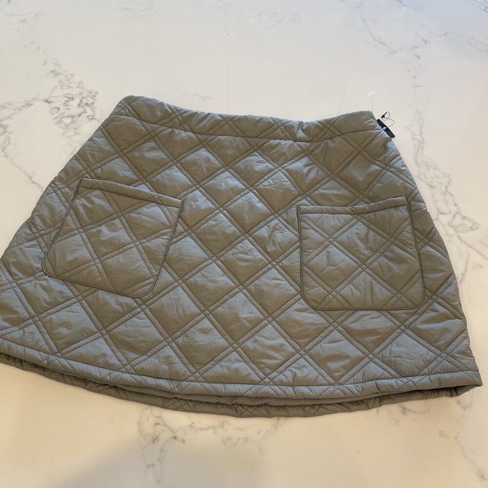 Cotton On Body Women's Puffer Skirt with Pockets Zip Up Insulated Light Green M